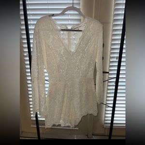 White lace long sleeve romper